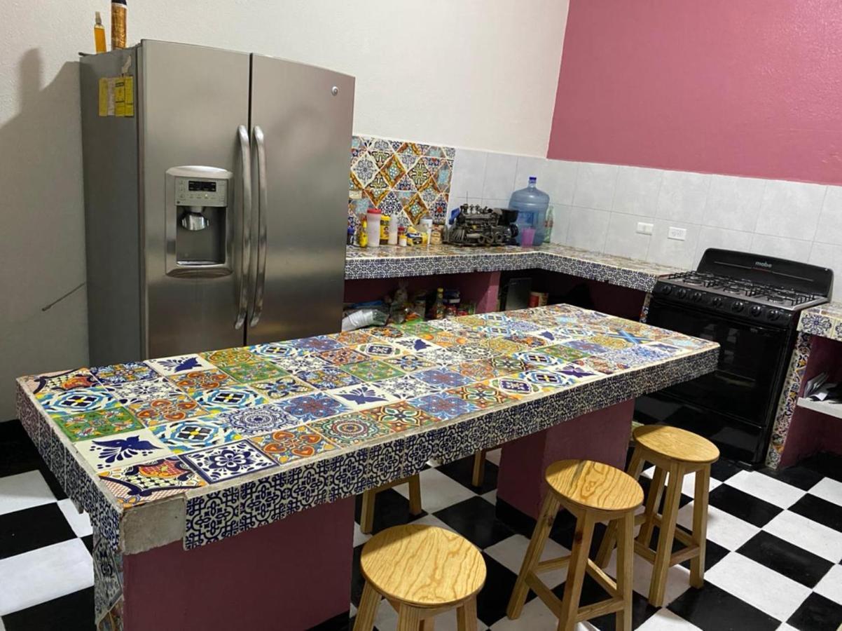 My Family In Monterrey - Hostel Экстерьер фото