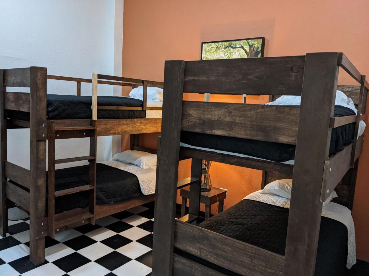 My Family In Monterrey - Hostel Экстерьер фото