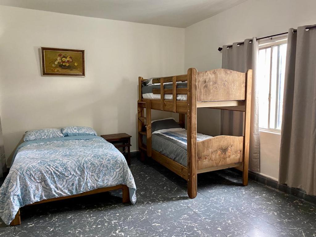 My Family In Monterrey - Hostel Экстерьер фото